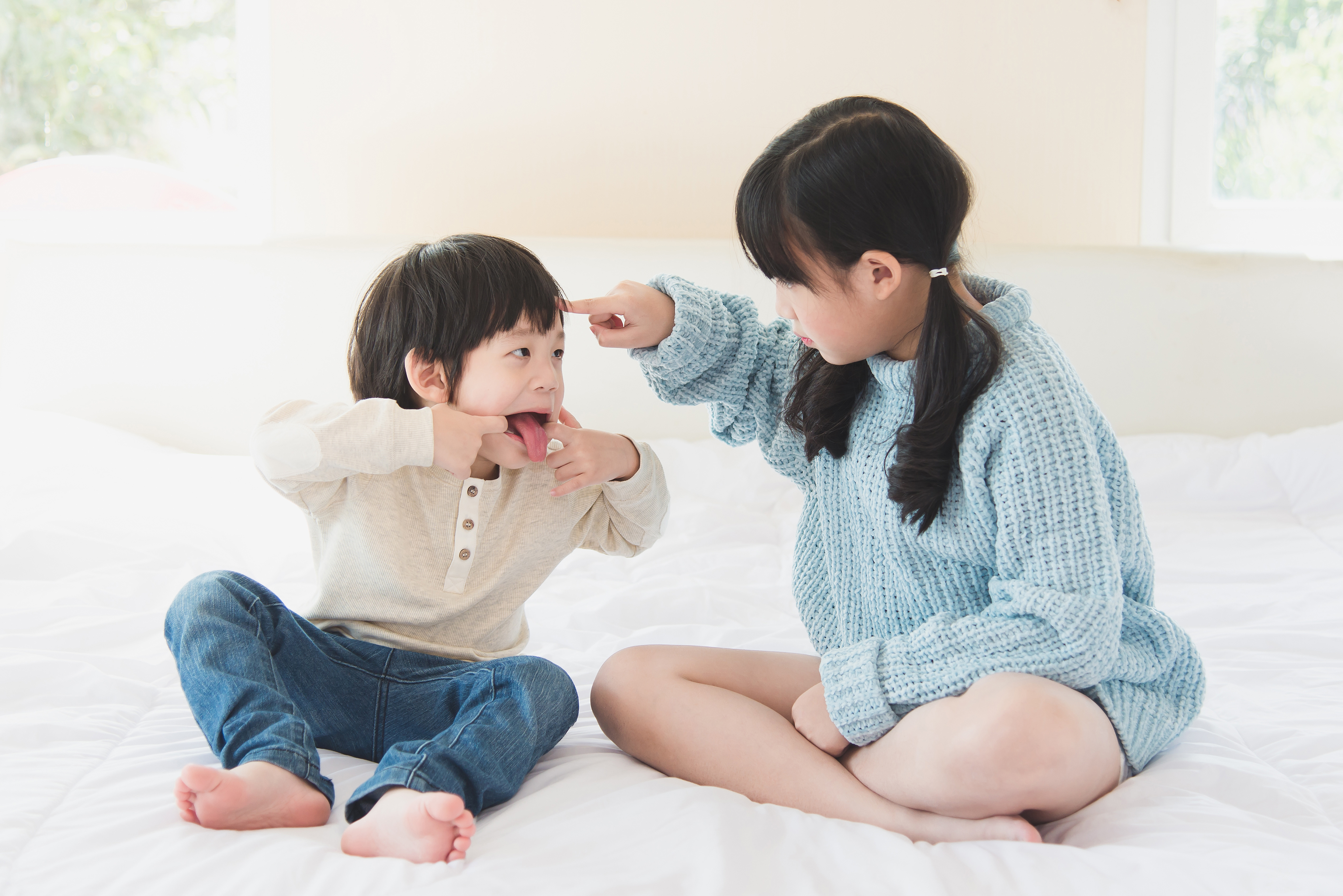 4 Simple Steps to End Sibling Rivalry 1 4 Simple Steps to End Sibling Rivalry